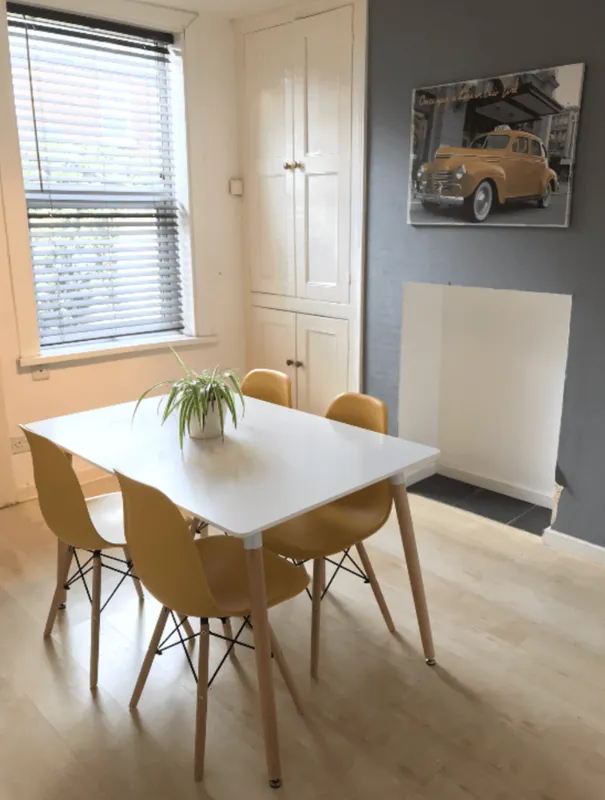 Lancaster Pl // 2 Bed // AUG 2026 - Image 3